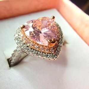 Sparkling Silver Pink Heart Ring